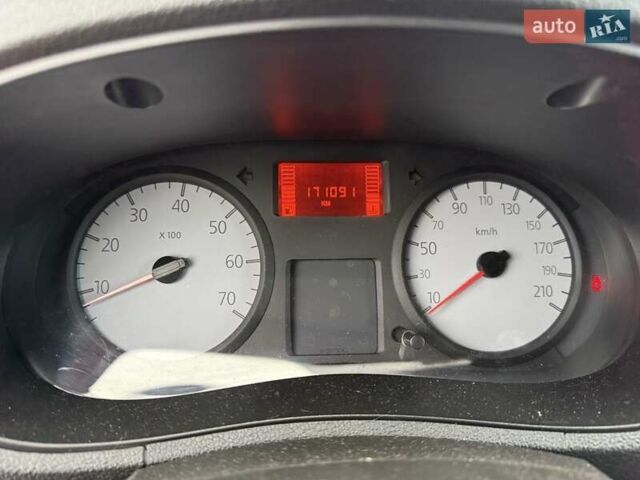 Красный Рено Кенгу, объемом двигателя 1.6 л и пробегом 171 тыс. км за 5900 $, фото 20 на Automoto.ua