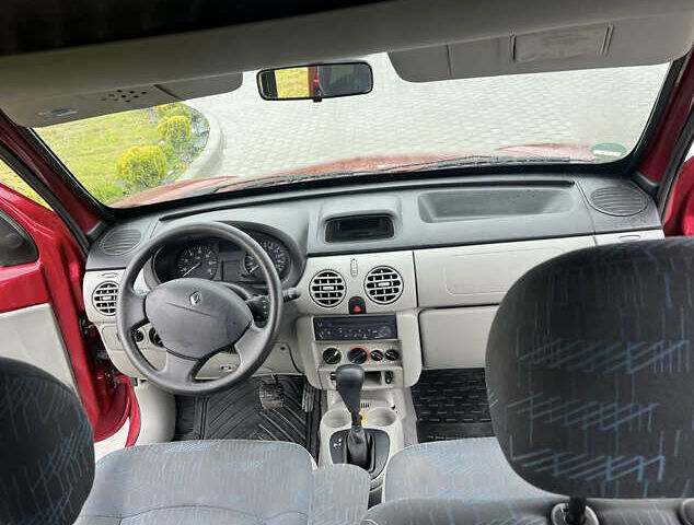 Красный Рено Кенгу, объемом двигателя 1.6 л и пробегом 120 тыс. км за 5900 $, фото 9 на Automoto.ua
