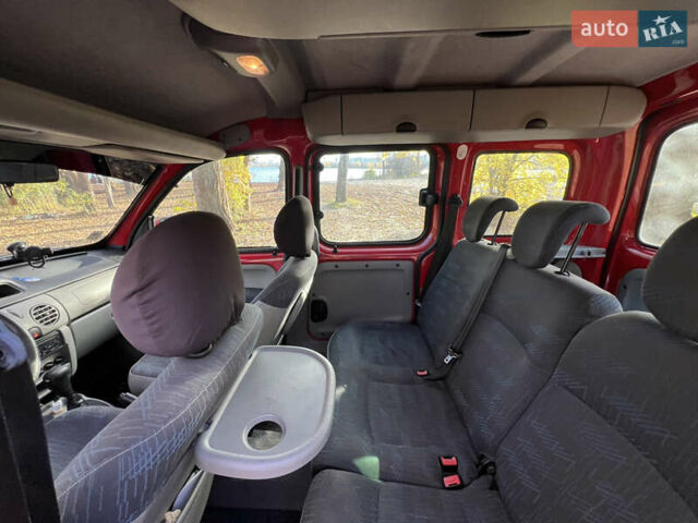 Красный Рено Кенгу, объемом двигателя 1.6 л и пробегом 272 тыс. км за 6000 $, фото 8 на Automoto.ua