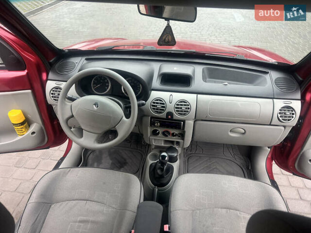 Красный Рено Кенгу, объемом двигателя 1.4 л и пробегом 155 тыс. км за 3350 $, фото 40 на Automoto.ua