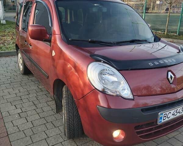 Красный Рено Кенгу, объемом двигателя 1.46 л и пробегом 168 тыс. км за 7000 $, фото 3 на Automoto.ua