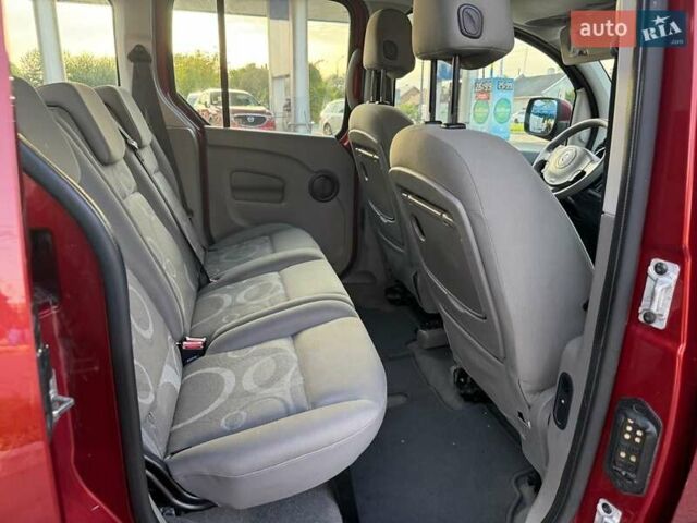 Красный Рено Кенгу, объемом двигателя 1.6 л и пробегом 263 тыс. км за 6800 $, фото 12 на Automoto.ua
