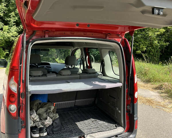 Червоний Рено Кєнгу, об'ємом двигуна 1.6 л та пробігом 239 тис. км за 6700 $, фото 13 на Automoto.ua