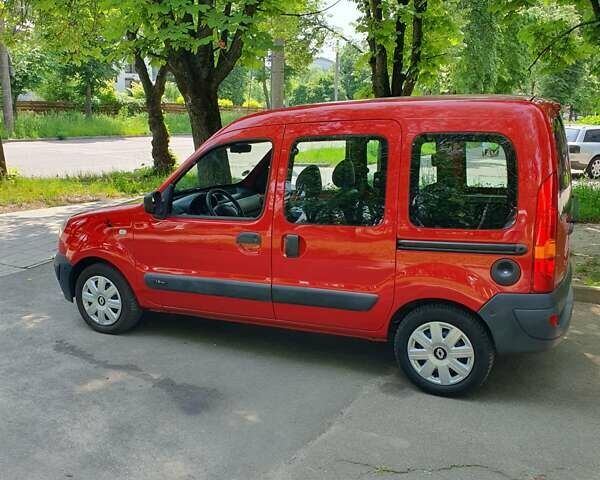 Красный Рено Кенгу, объемом двигателя 1.2 л и пробегом 265 тыс. км за 5500 $, фото 8 на Automoto.ua