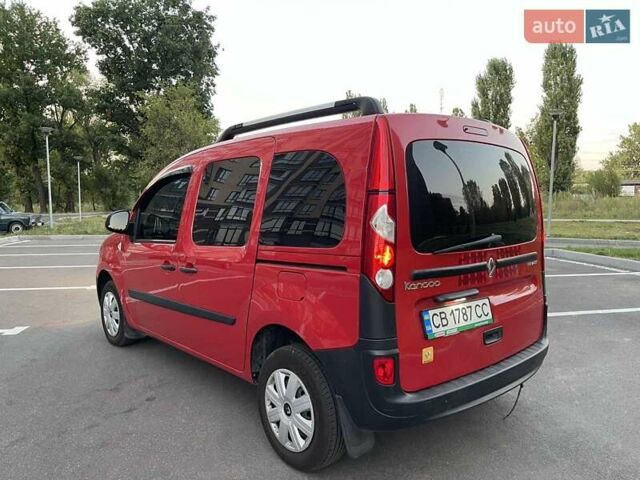 Красный Рено Кенгу, объемом двигателя 1.46 л и пробегом 230 тыс. км за 6650 $, фото 11 на Automoto.ua
