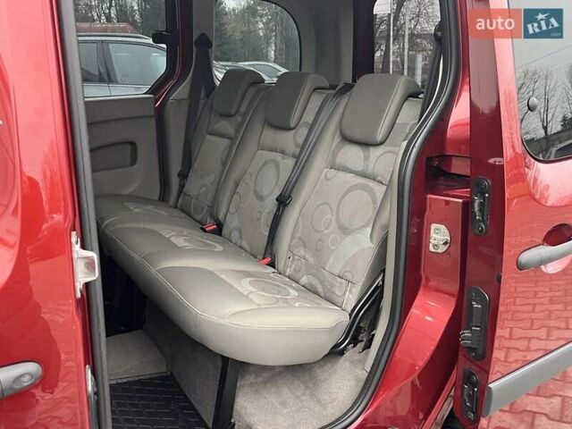 Червоний Рено Кєнгу, об'ємом двигуна 1.6 л та пробігом 257 тис. км за 7300 $, фото 24 на Automoto.ua