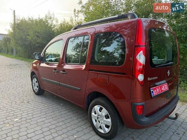 Красный Рено Кенгу, объемом двигателя 1.6 л и пробегом 263 тыс. км за 6800 $, фото 17 на Automoto.ua
