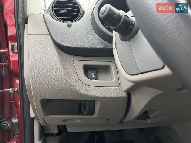 Червоний Рено Кєнгу, об'ємом двигуна 1.6 л та пробігом 257 тис. км за 7300 $, фото 12 на Automoto.ua