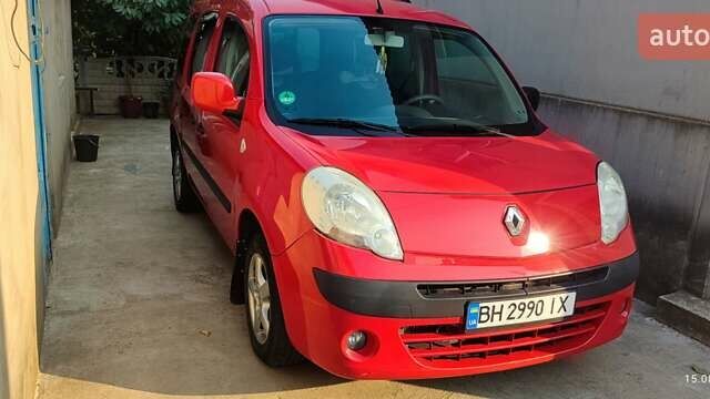 Красный Рено Кенгу, объемом двигателя 1.5 л и пробегом 290 тыс. км за 8150 $, фото 6 на Automoto.ua
