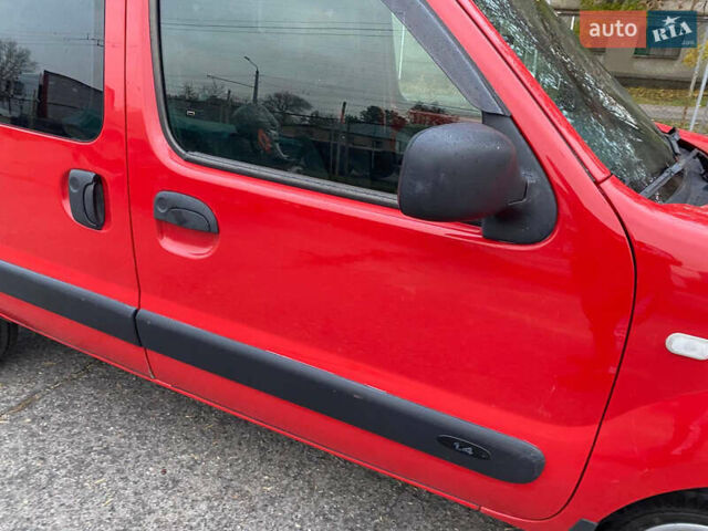 Рено Кенгу 2008 в Полтаве на Automoto.ua Красный Рено Кенгу, объемом двигателя 1.4 л и пробегом 180 тыс. км за 4500 $, фото 15 на Automoto.ua