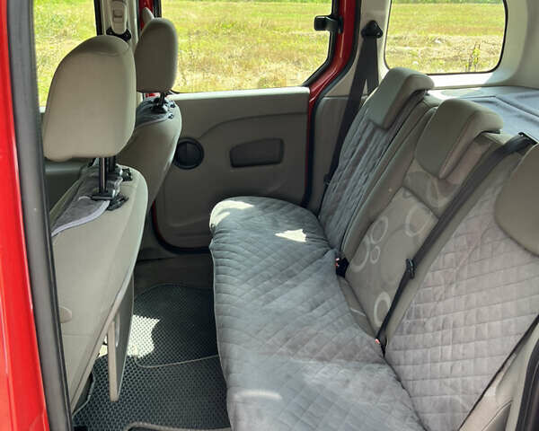 Червоний Рено Кєнгу, об'ємом двигуна 1.6 л та пробігом 239 тис. км за 6700 $, фото 10 на Automoto.ua