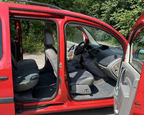 Червоний Рено Кєнгу, об'ємом двигуна 1.6 л та пробігом 239 тис. км за 6700 $, фото 11 на Automoto.ua