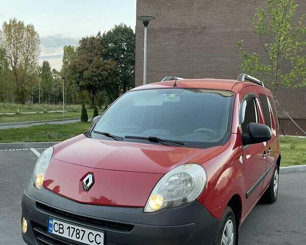 Красный Рено Кенгу, объемом двигателя 1.46 л и пробегом 230 тыс. км за 6650 $, фото 9 на Automoto.ua