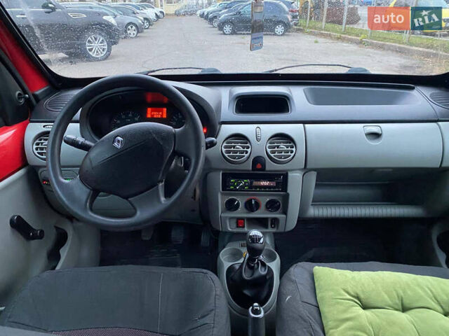 Рено Кенгу 2008 в Полтаве на Automoto.ua Красный Рено Кенгу, объемом двигателя 1.4 л и пробегом 180 тыс. км за 4500 $, фото 19 на Automoto.ua