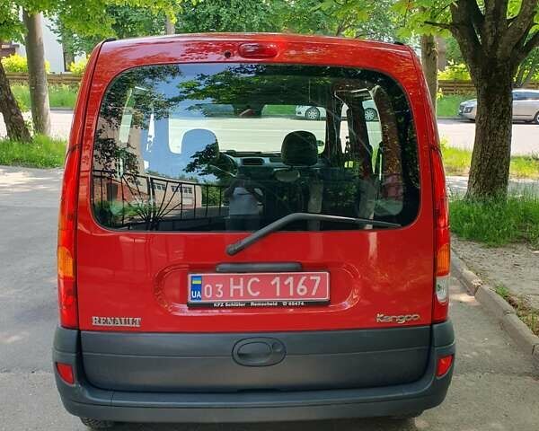 Красный Рено Кенгу, объемом двигателя 1.2 л и пробегом 265 тыс. км за 5500 $, фото 6 на Automoto.ua