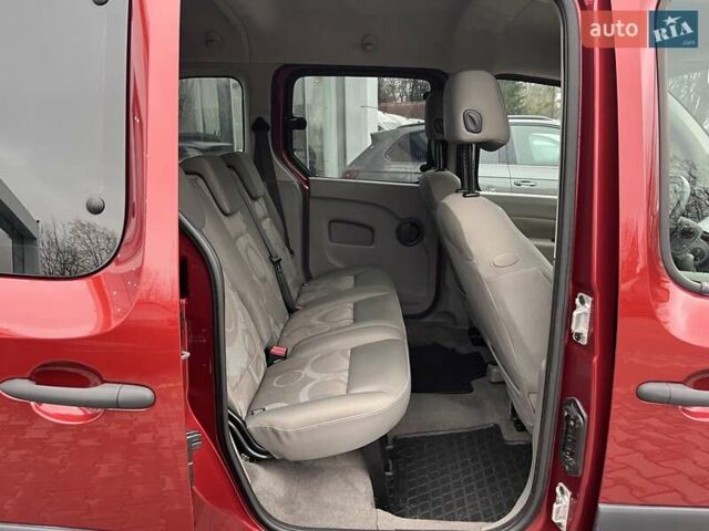 Червоний Рено Кєнгу, об'ємом двигуна 1.6 л та пробігом 257 тис. км за 7300 $, фото 26 на Automoto.ua