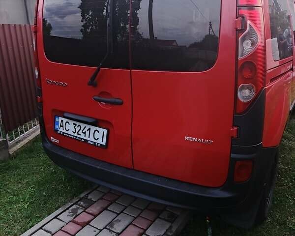 Рено Кенгу 2008 в Нововолынск на Automoto.ua Красный Рено Кенгу, объемом двигателя 1.46 л и пробегом 202 тыс. км за 7200 $, фото 11 на Automoto.ua