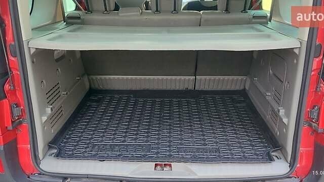 Красный Рено Кенгу, объемом двигателя 1.5 л и пробегом 290 тыс. км за 8150 $, фото 11 на Automoto.ua