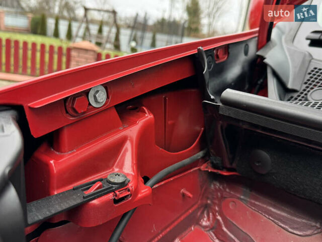 Красный Рено Кенгу, объемом двигателя 1.6 л и пробегом 219 тыс. км за 7350 $, фото 73 на Automoto.ua