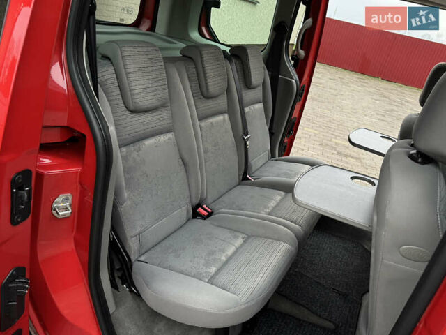 Красный Рено Кенгу, объемом двигателя 1.6 л и пробегом 219 тыс. км за 7350 $, фото 58 на Automoto.ua