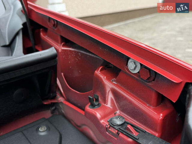 Красный Рено Кенгу, объемом двигателя 1.6 л и пробегом 219 тыс. км за 7350 $, фото 75 на Automoto.ua