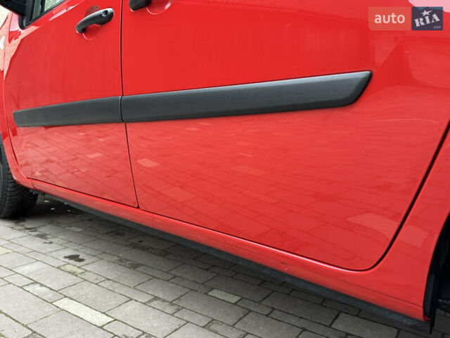 Красный Рено Кенгу, объемом двигателя 1.6 л и пробегом 219 тыс. км за 7350 $, фото 35 на Automoto.ua