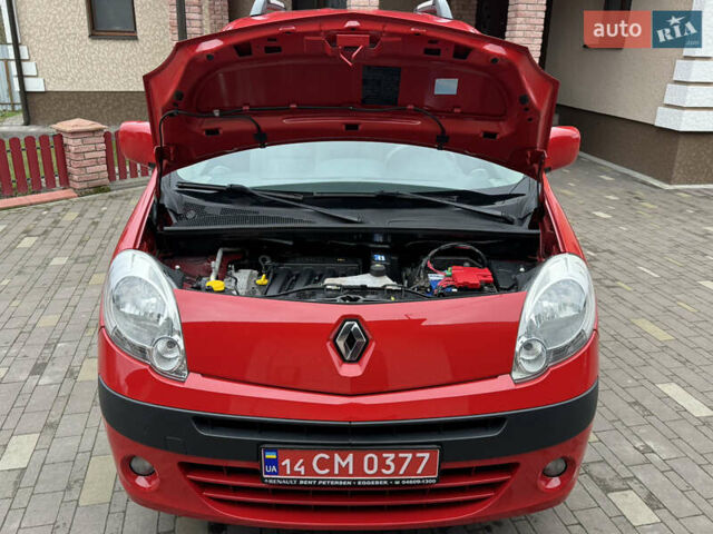 Красный Рено Кенгу, объемом двигателя 1.6 л и пробегом 219 тыс. км за 7350 $, фото 71 на Automoto.ua