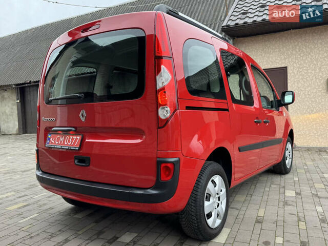 Красный Рено Кенгу, объемом двигателя 1.6 л и пробегом 219 тыс. км за 7350 $, фото 14 на Automoto.ua