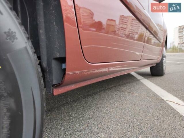 Красный Рено Кенгу, объемом двигателя 1.5 л и пробегом 195 тыс. км за 7300 $, фото 10 на Automoto.ua