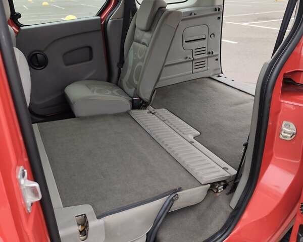 Красный Рено Кенгу, объемом двигателя 1.5 л и пробегом 240 тыс. км за 7150 $, фото 26 на Automoto.ua