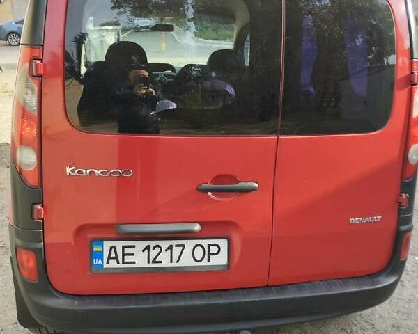 Красный Рено Кенгу, объемом двигателя 1.5 л и пробегом 191 тыс. км за 6800 $, фото 6 на Automoto.ua