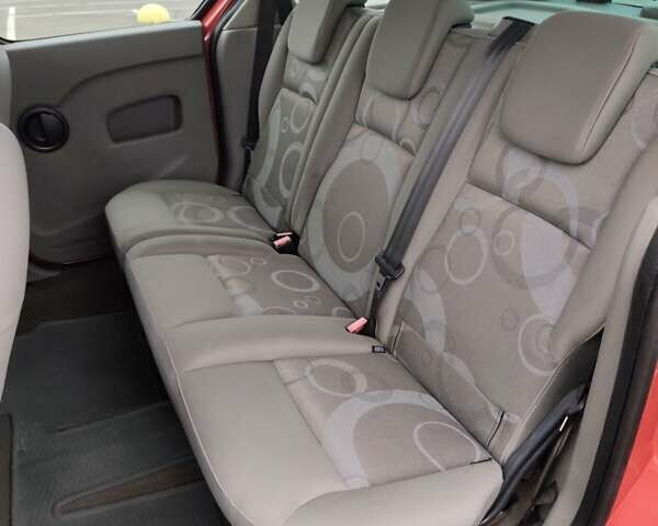 Красный Рено Кенгу, объемом двигателя 1.5 л и пробегом 240 тыс. км за 7150 $, фото 22 на Automoto.ua