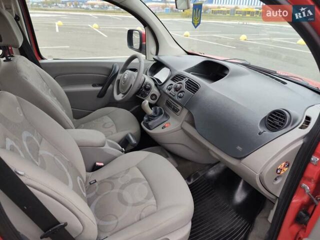 Красный Рено Кенгу, объемом двигателя 1.5 л и пробегом 240 тыс. км за 7150 $, фото 34 на Automoto.ua