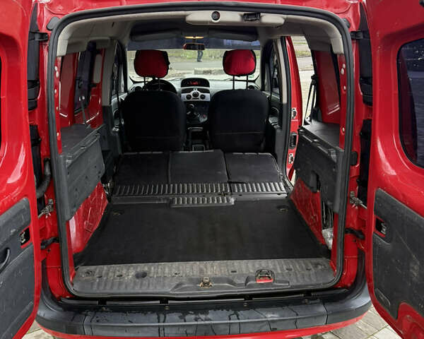 Красный Рено Кенгу, объемом двигателя 1.46 л и пробегом 266 тыс. км за 7200 $, фото 8 на Automoto.ua