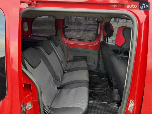 Красный Рено Кенгу, объемом двигателя 1.46 л и пробегом 266 тыс. км за 7200 $, фото 6 на Automoto.ua