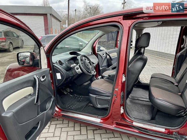 Червоний Рено Кєнгу, об'ємом двигуна 1.5 л та пробігом 265 тис. км за 8100 $, фото 11 на Automoto.ua