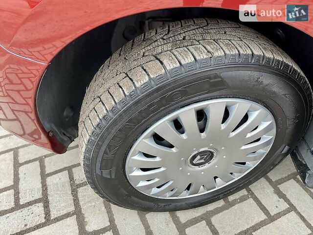 Червоний Рено Кєнгу, об'ємом двигуна 1.5 л та пробігом 265 тис. км за 8100 $, фото 7 на Automoto.ua