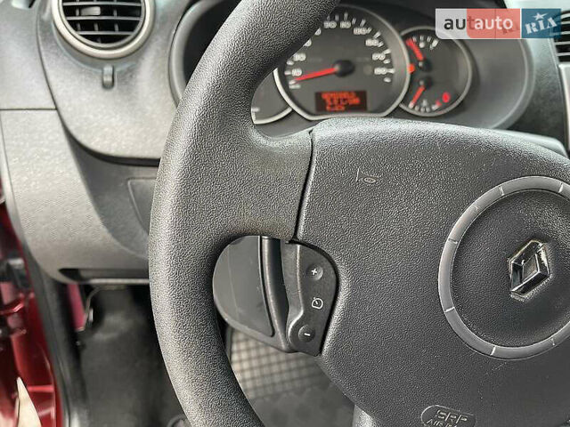 Червоний Рено Кєнгу, об'ємом двигуна 1.5 л та пробігом 265 тис. км за 8100 $, фото 25 на Automoto.ua