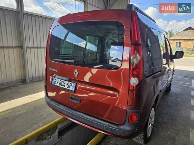 Красный Рено Кенгу, объемом двигателя 1.5 л и пробегом 184 тыс. км за 7950 $, фото 8 на Automoto.ua