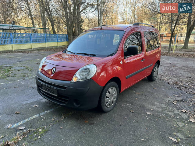 Червоний Рено Кєнгу, об'ємом двигуна 1.5 л та пробігом 248 тис. км за 6400 $, фото 6 на Automoto.ua