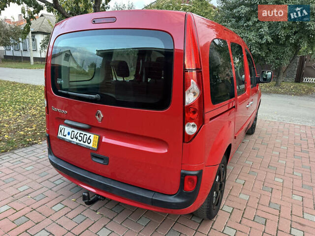 Красный Рено Кенгу, объемом двигателя 1.6 л и пробегом 180 тыс. км за 7550 $, фото 29 на Automoto.ua
