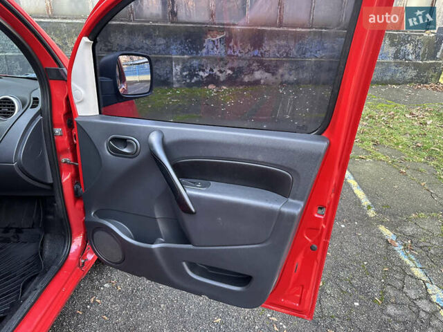 Червоний Рено Кєнгу, об'ємом двигуна 1.5 л та пробігом 248 тис. км за 6400 $, фото 12 на Automoto.ua