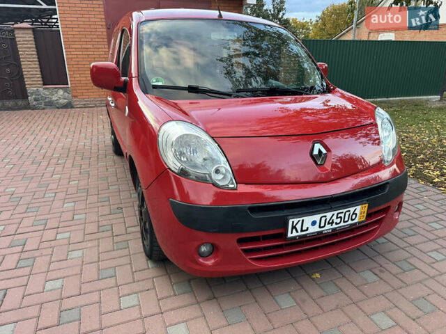 Красный Рено Кенгу, объемом двигателя 1.6 л и пробегом 180 тыс. км за 7550 $, фото 9 на Automoto.ua