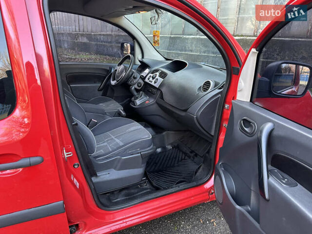 Червоний Рено Кєнгу, об'ємом двигуна 1.5 л та пробігом 248 тис. км за 6400 $, фото 11 на Automoto.ua