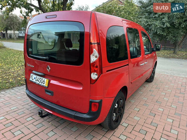 Красный Рено Кенгу, объемом двигателя 1.6 л и пробегом 180 тыс. км за 7550 $, фото 28 на Automoto.ua