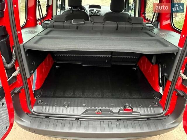 Червоний Рено Кєнгу, об'ємом двигуна 1.5 л та пробігом 148 тис. км за 8300 $, фото 32 на Automoto.ua