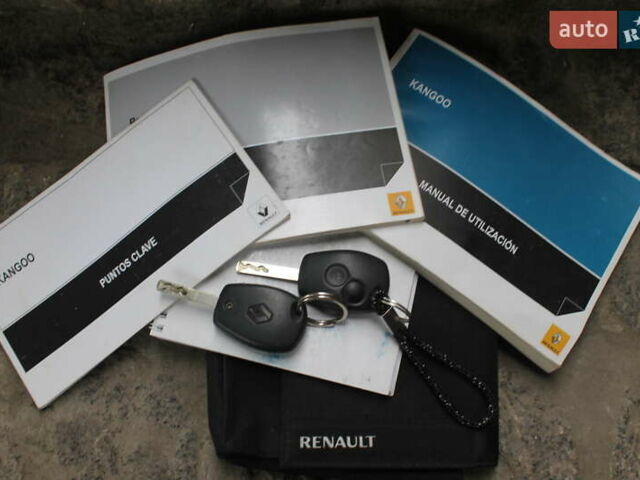 Червоний Рено Кєнгу, об'ємом двигуна 1.5 л та пробігом 148 тис. км за 8300 $, фото 45 на Automoto.ua