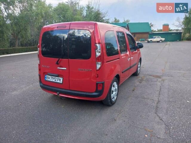 Червоний Рено Кєнгу, об'ємом двигуна 1.5 л та пробігом 250 тис. км за 9300 $, фото 3 на Automoto.ua