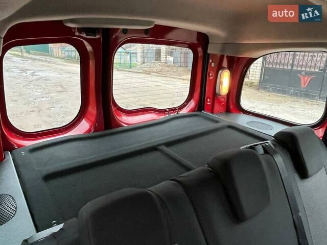 Червоний Рено Кєнгу, об'ємом двигуна 1.5 л та пробігом 148 тис. км за 8300 $, фото 21 на Automoto.ua