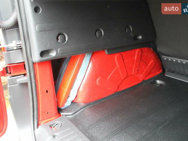 Червоний Рено Кєнгу, об'ємом двигуна 1.5 л та пробігом 148 тис. км за 8300 $, фото 36 на Automoto.ua